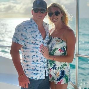 Meet your Posher, Courtney